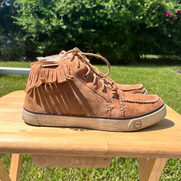 UGG Australia Ariani 3319 Fringe Beaded Moccasin Ankle Booties Brown Size 10 - Picture 3 of 8